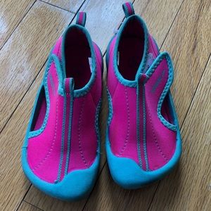 Speedo water shoes